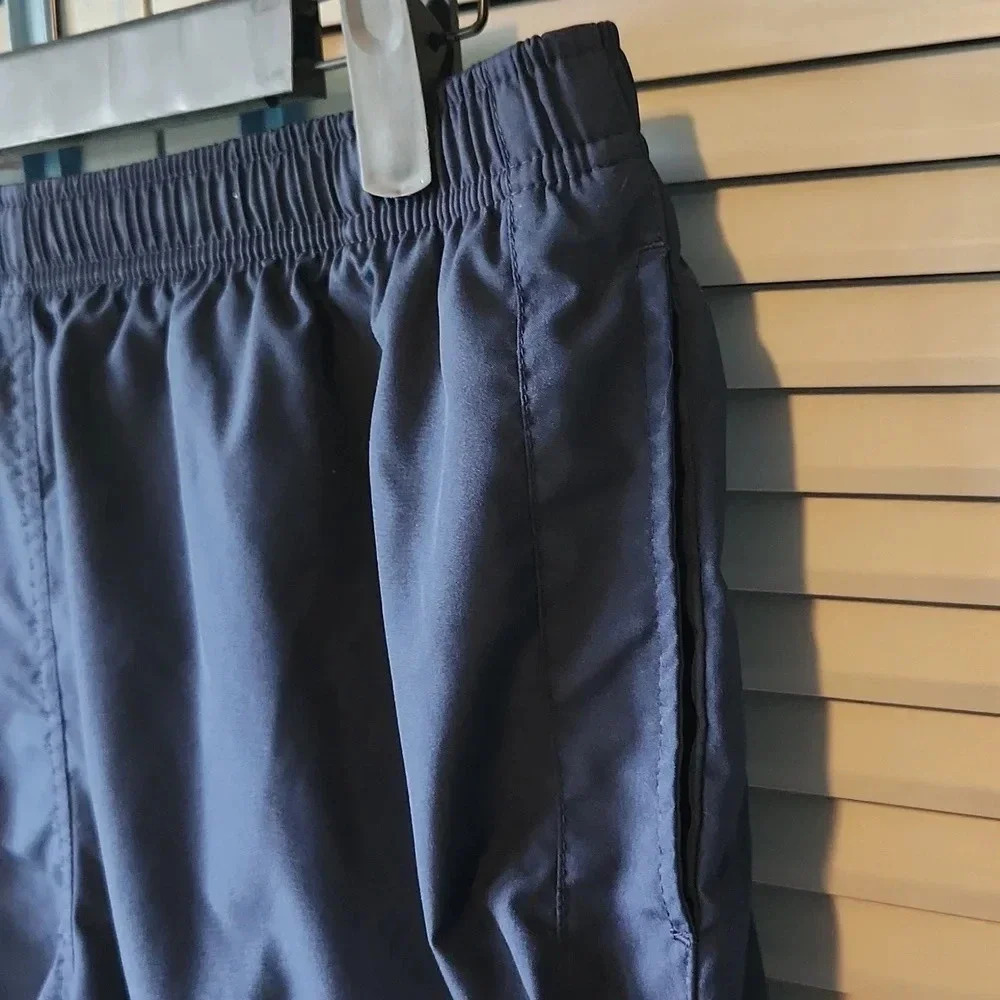 Nike black athletic shorts - Picture 4 of 9